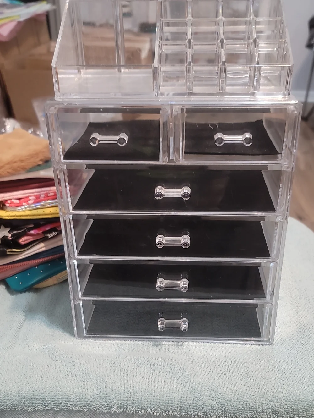Clear Acrylic Cosmetic and Jewelry Organizer with Black Liners